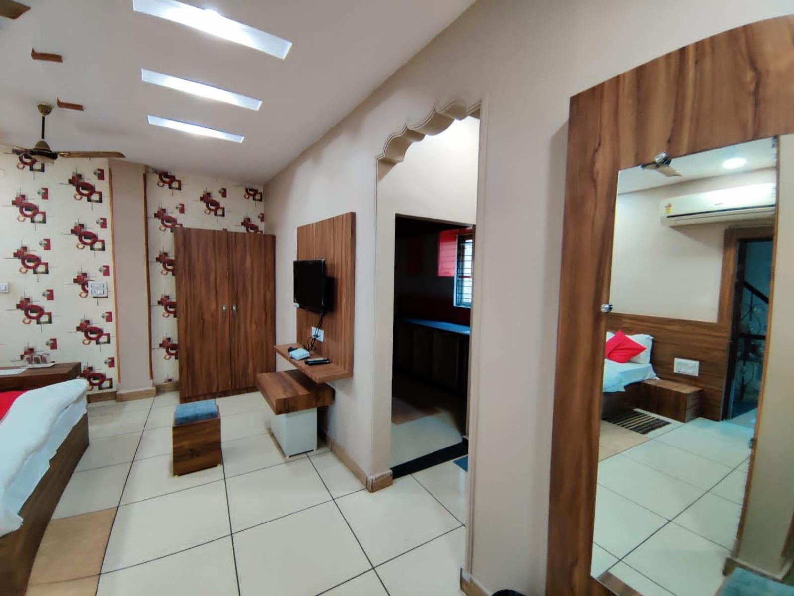 Hotel Grand Stay Bhopal Bagian luar foto